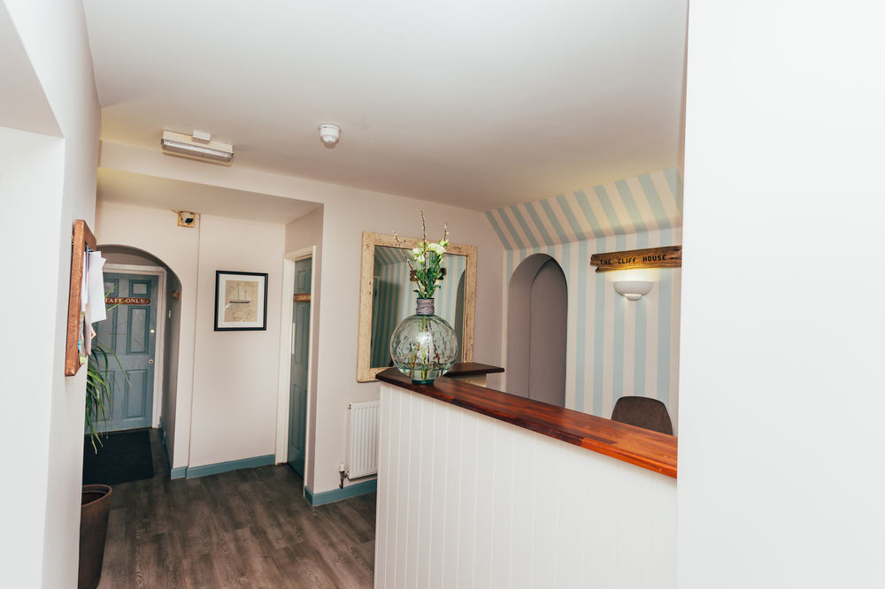 The Cliff House Hotel New Milton Bagian luar foto